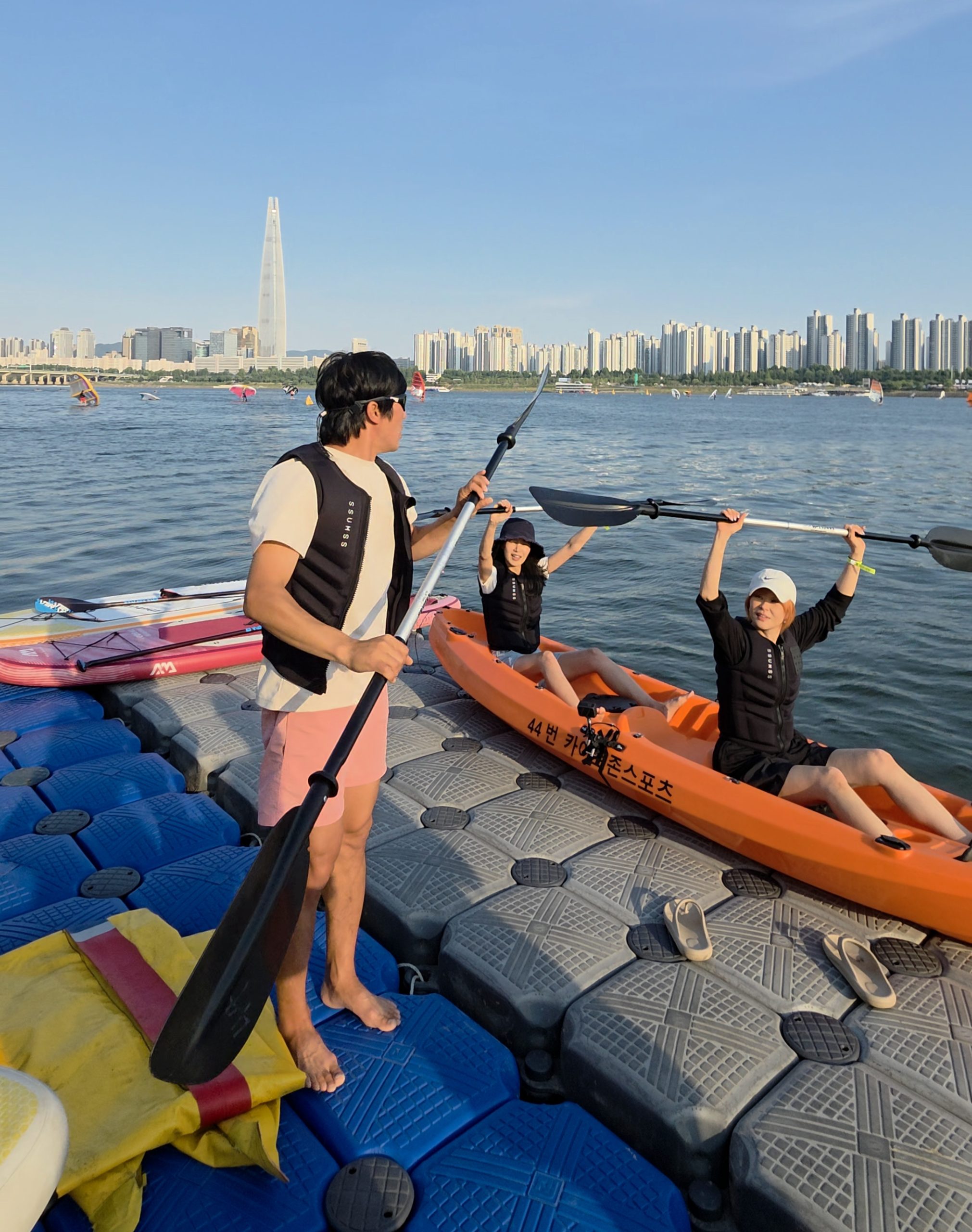 han-river-kayak-experience.jpg Han River Kayak and Sunset Kayaking Experience in Seoul